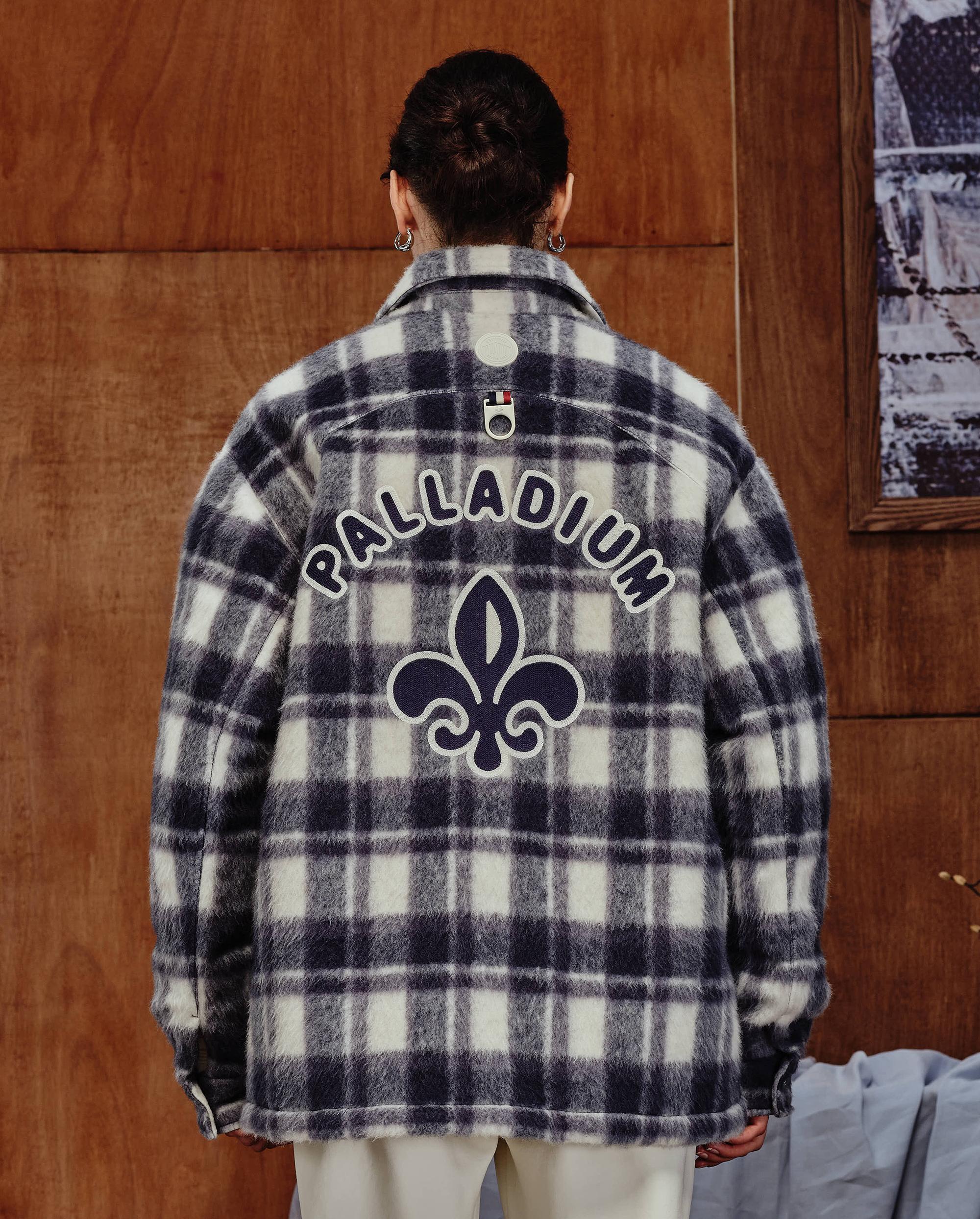 1010539-179 | MEN'S PALLADIUM LOGO CHECKED JACKET | WHITE/BLACK/GRAY - Image 2