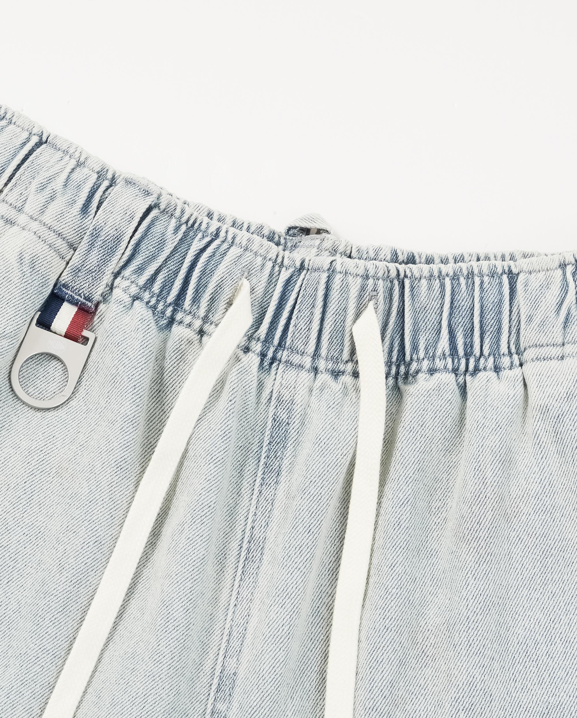 1011309-441 | MEN'S IRIS LOGO LOOSE FIT DENIM SHORTS | SKYWRITING - Image 6