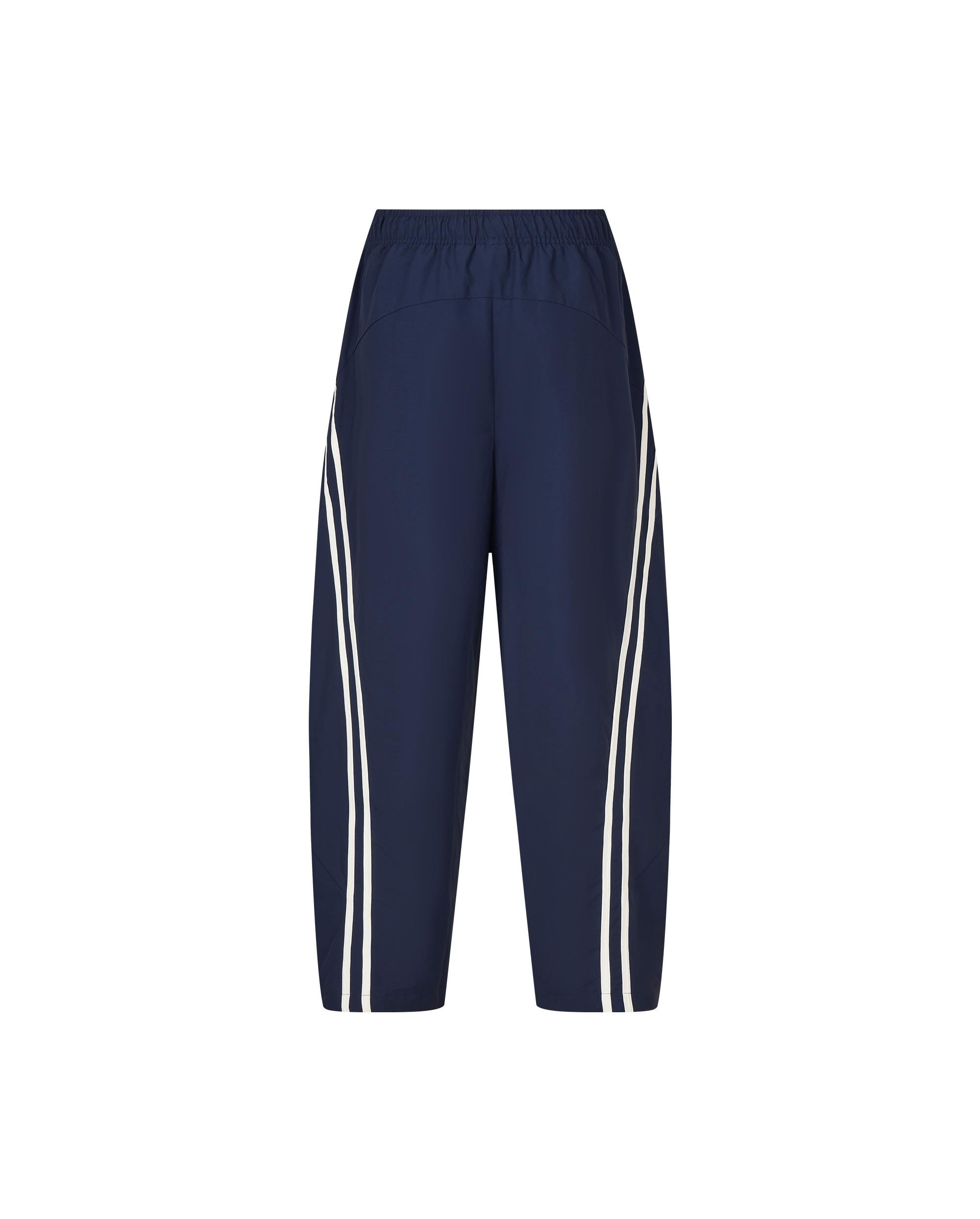 1011877-453 | MEN'S IRIS LOGO SIDE STRIPES LOOSE FIT PANTS | MARITIME BLUE - Image 5
