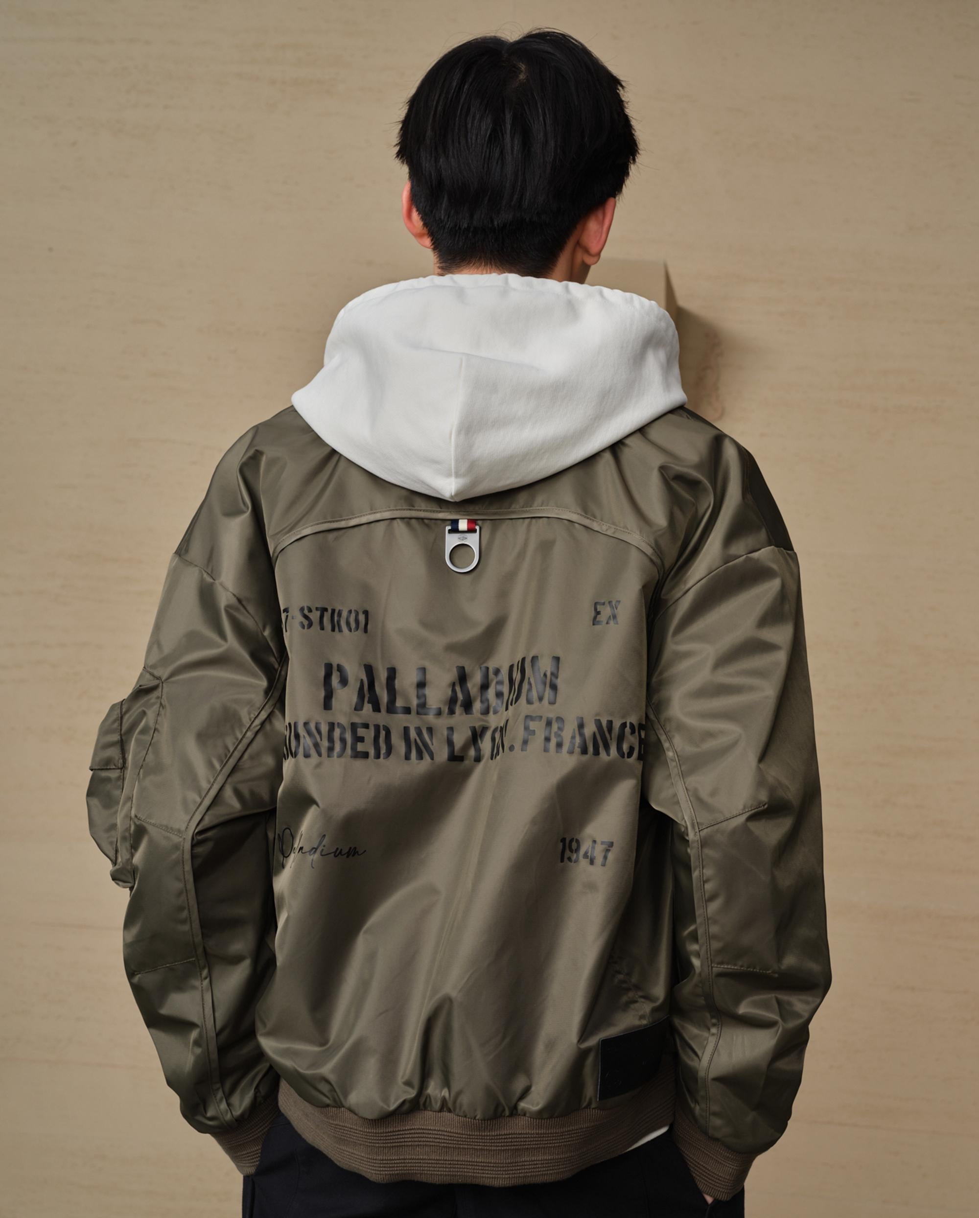 109654-367 | MEN'S PALLADIUM LOGO BOMBER JACKET | TEA LEAF - Image 2