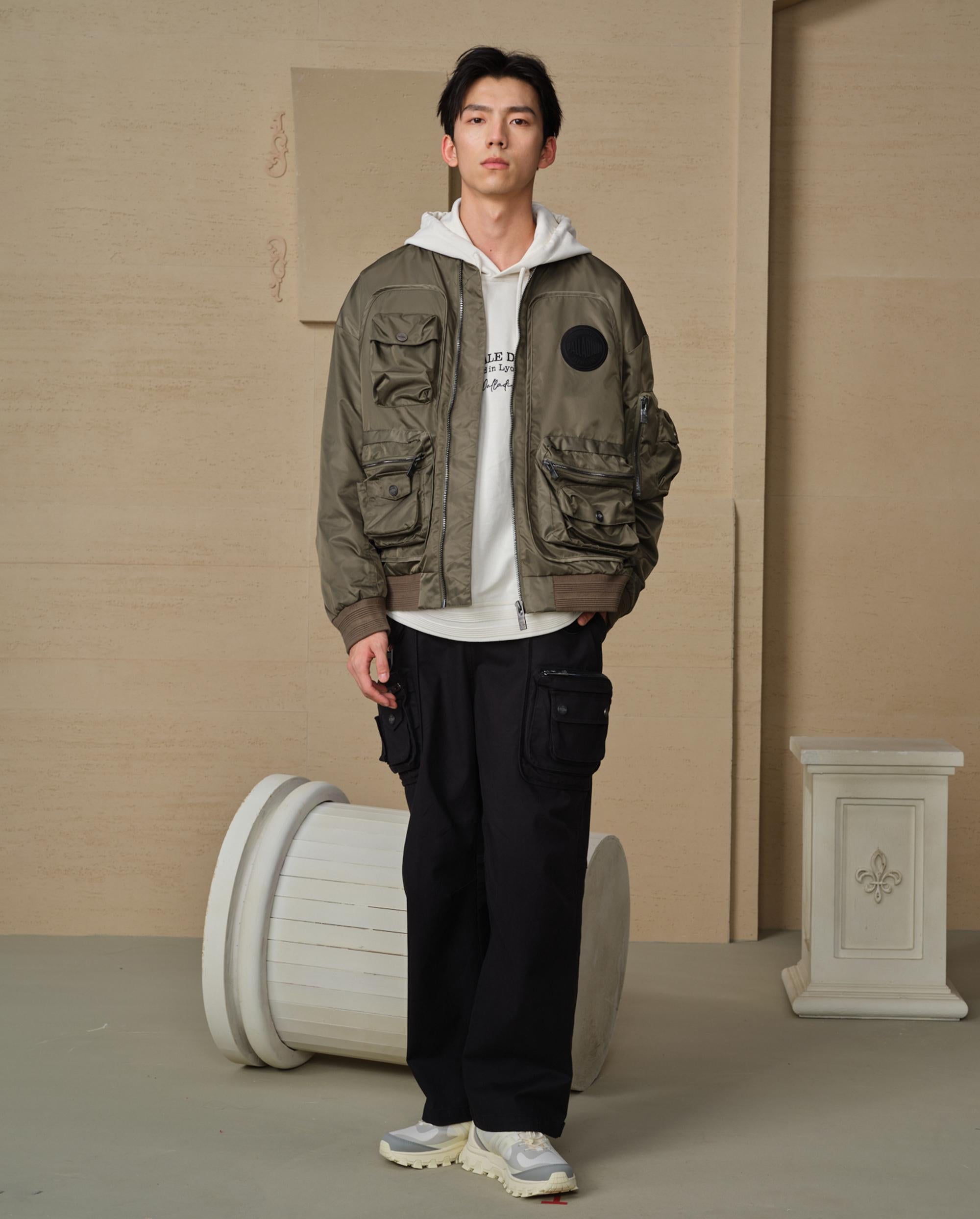 109654-367 | MEN'S PALLADIUM LOGO BOMBER JACKET | TEA LEAF - Image 4