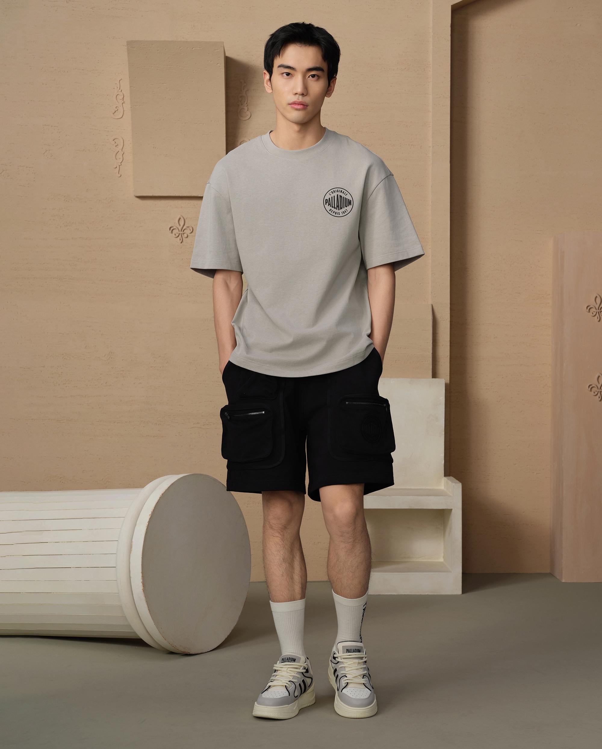 109686-032 | MEN'S PALLADIUM LOGO COTTON CARGO SHORTS | TAP SHOE - Image 3