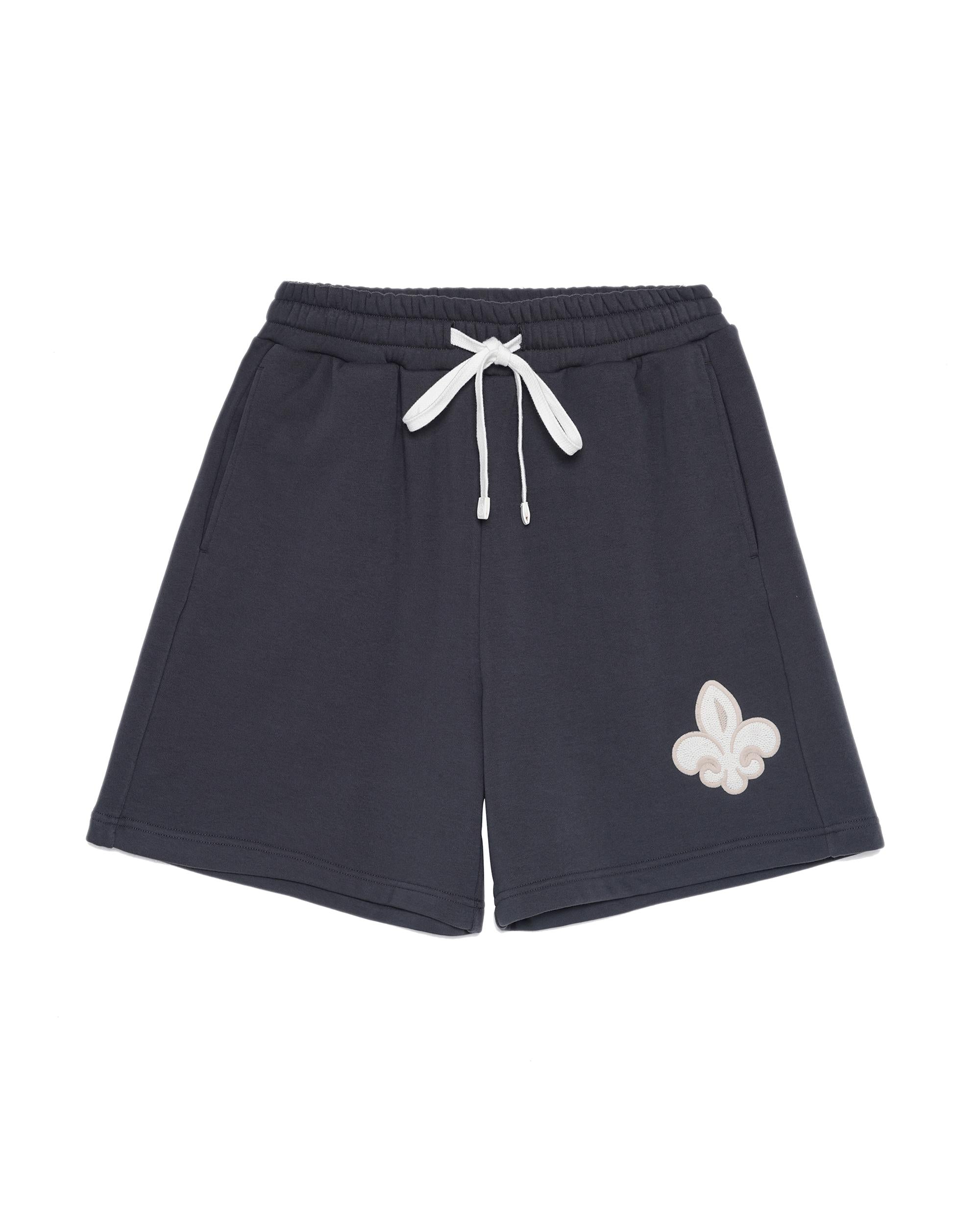 178025-033 | UNISEX EMBROIDERED IRIS LOGO SHORTS | BLK OYSTER - Image 4