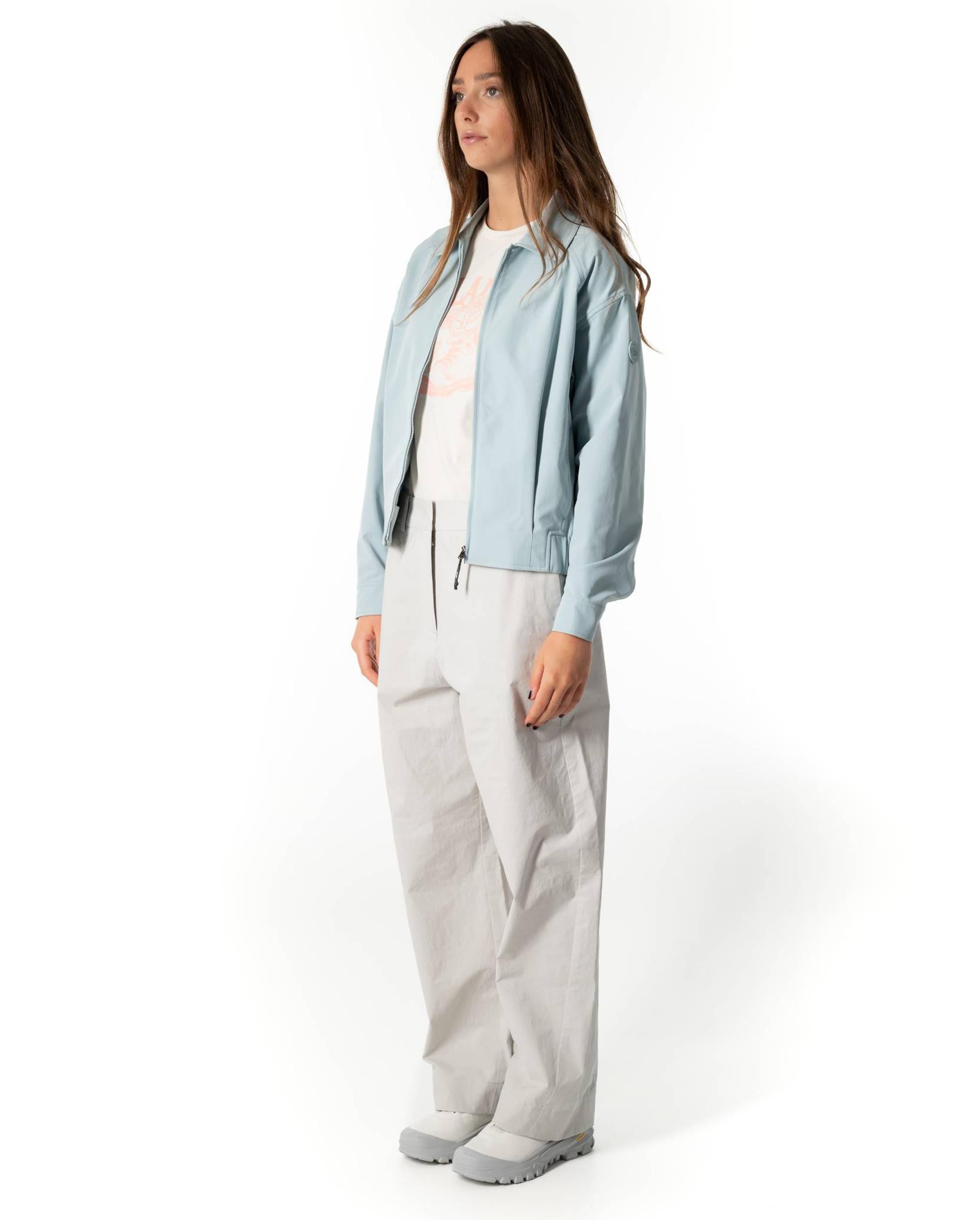 1911720-023 | WOMEN'S CARGO LONG SLEEVES JACKET | CLOUD GRAY - Image 3